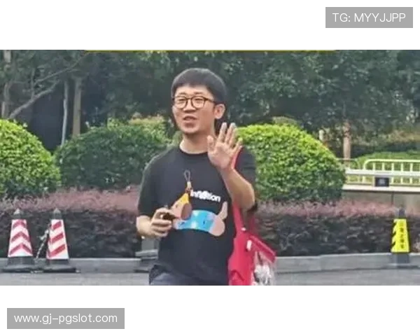 《杨迪引领创意风潮挑战极限 新颖游戏环节大爆发笑点连连》